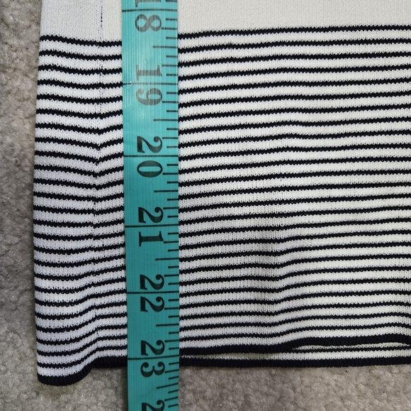 Zendra Nautical Navy and White V Neck Butoned Cardigan Sweater. Size 42/ Medoum - Picture 11 of 11